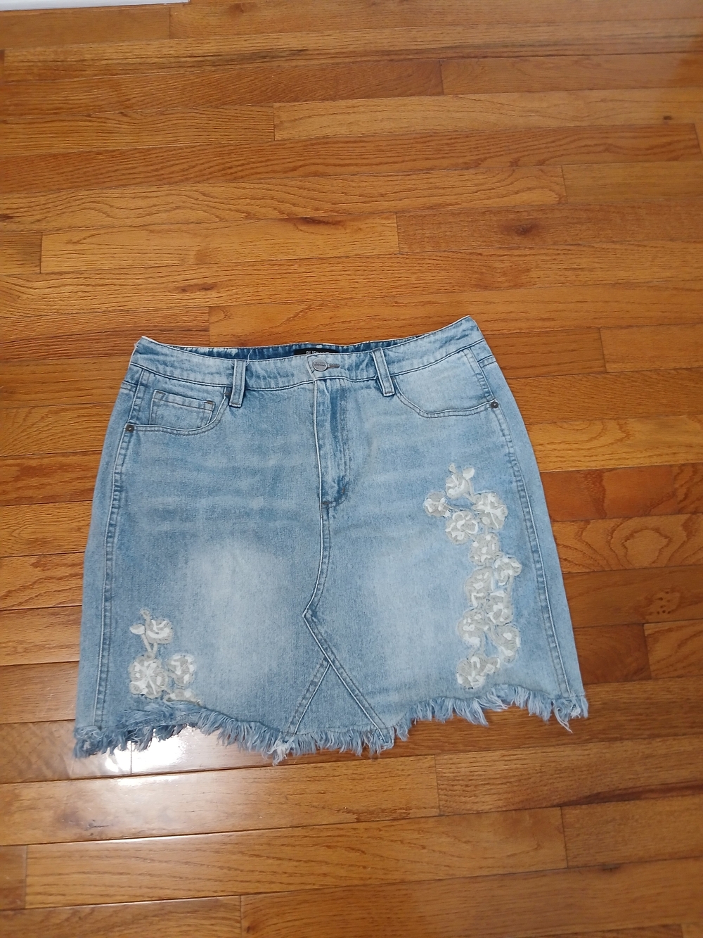 Buffalo David Bitton Light Blue Denim Midi Skirt with Floral Appliqué